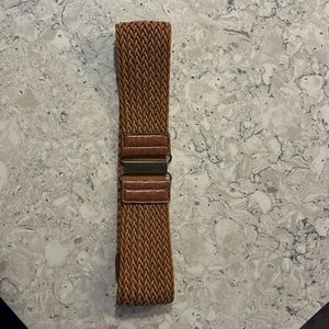 Woven stretch belt